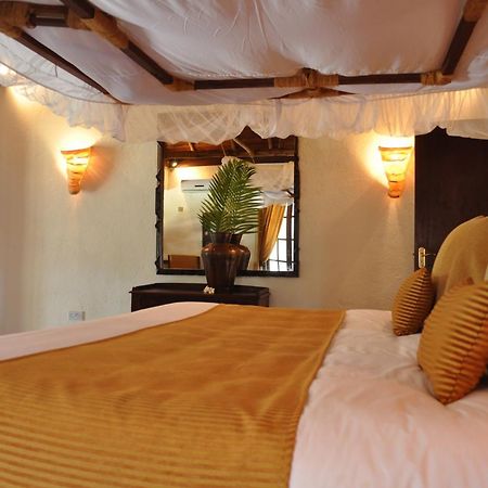 Breezes Beach Club And Spa Буэхуу Экстерьер фото